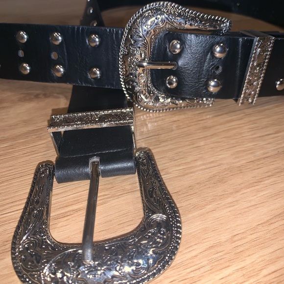 Double buckle belt, never worn!
